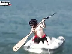 Tsupa, aleman party sa isang bangka